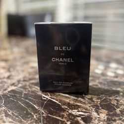 Bleu de Chanel Eau de Parfum Pour Homme