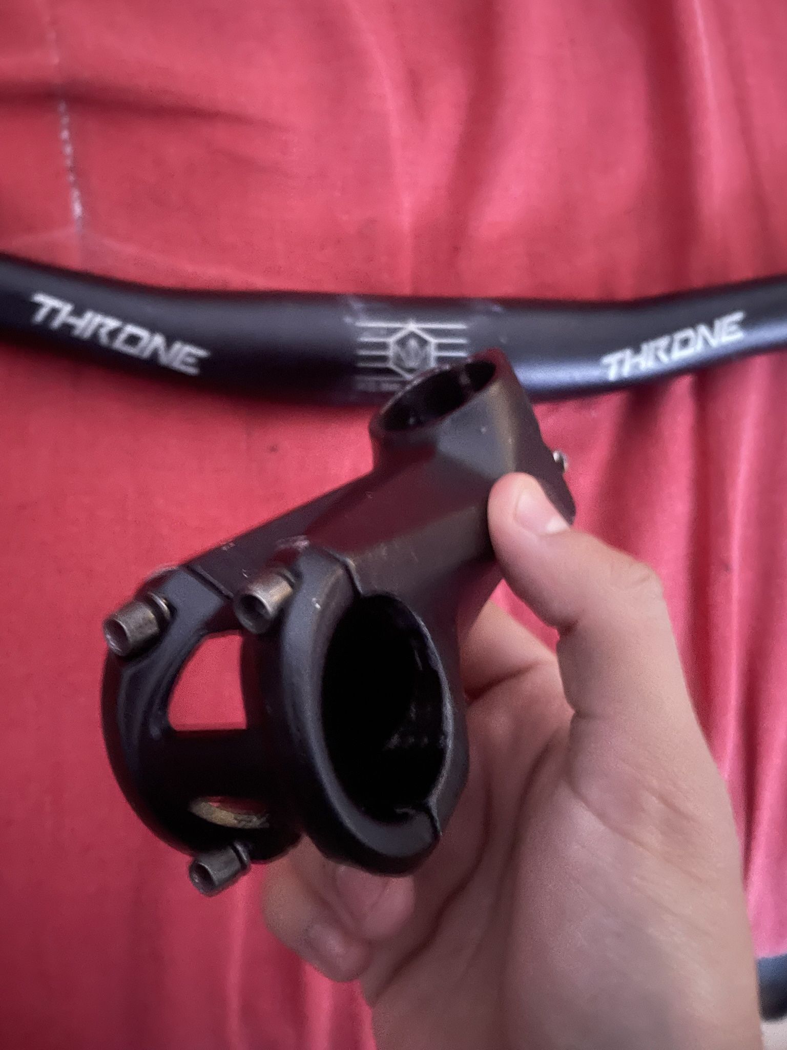 Throne Stem And Bars