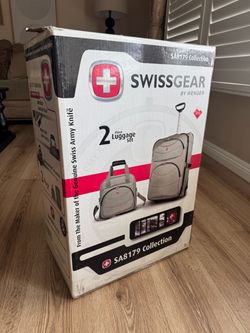 SwissGear 2 Piece Luggage Set
