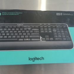 Logitech Wireless Keyboard Mouse Combo