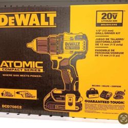 Dewalt New Kit Drill Driver And Batteries And Charger 