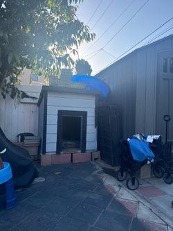 Dog house
