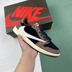 Jordan 1 Low Travis Scott Mocha 55