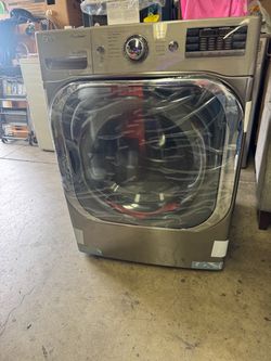 King side Steam gas dryer LG 9.0 cu Ft w 29