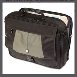 Targus Gently Used large Laptop Bag