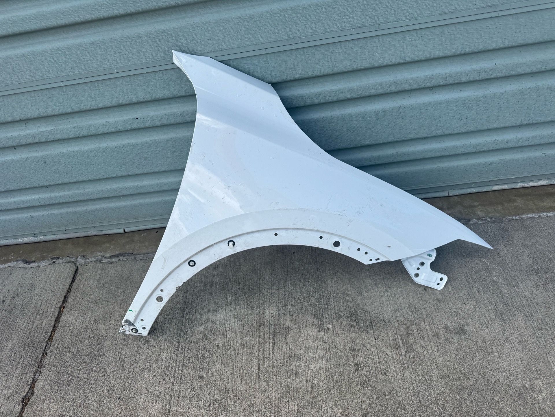 2021 - 2023 BUICK ENVISION FRONT RIGHT PASSENGER SIDE FENDER