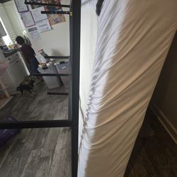 Queen Size Bed And Bedframe. 