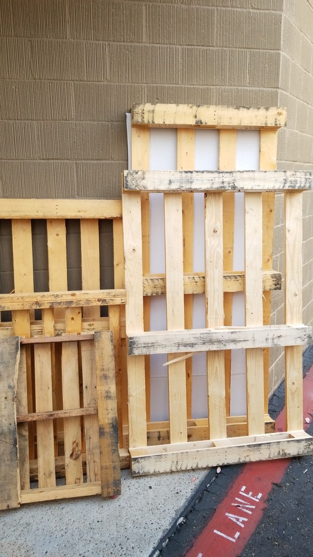 Odd size wood pallets for Sale in San Diego, CA OfferUp