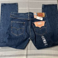 NWT Levi’s 501 Men’s Classic Blue Jeans 36x30 Button Fly Straight Leg
