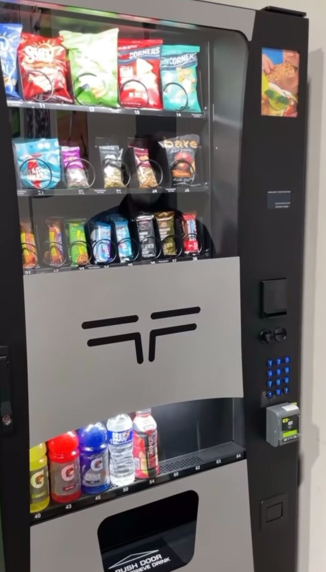 White AMB350 Combo Snacks Vending Machine With A Credit Card Reader 