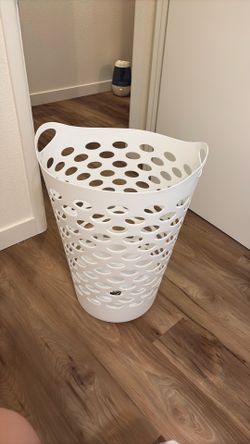 Laundry Hamper with Handles