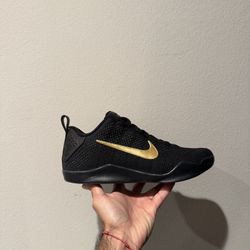 Nike Kobe 11 Protro “Fade To Black” - Size 9.5 - NEW