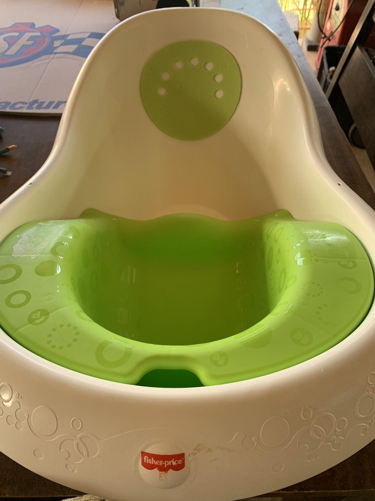 Fisher-Price Baby Bathtub