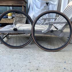 Synchros Wheelset 700c Disc Brake Only For Road Or Adverture Bikes