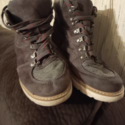 Women's Grey Size 8 Hiking Boots