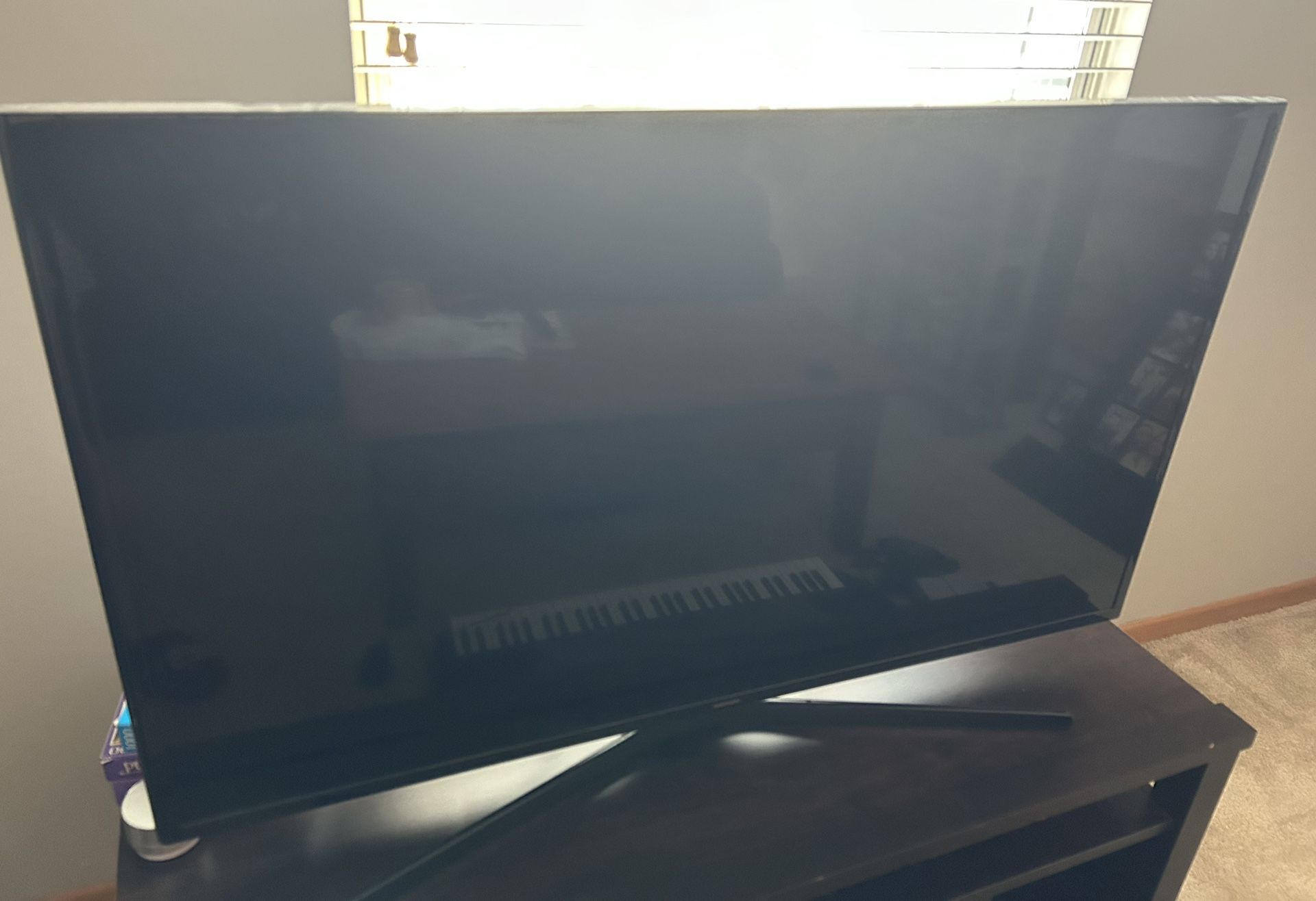 3 EUC TV’s One Smart TV Is Like Brand New Hardly Ever Used