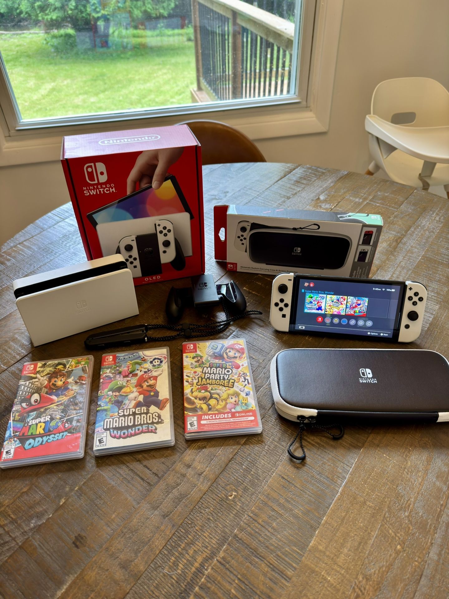 NINTENDO SWITCH OLED BUNDLE