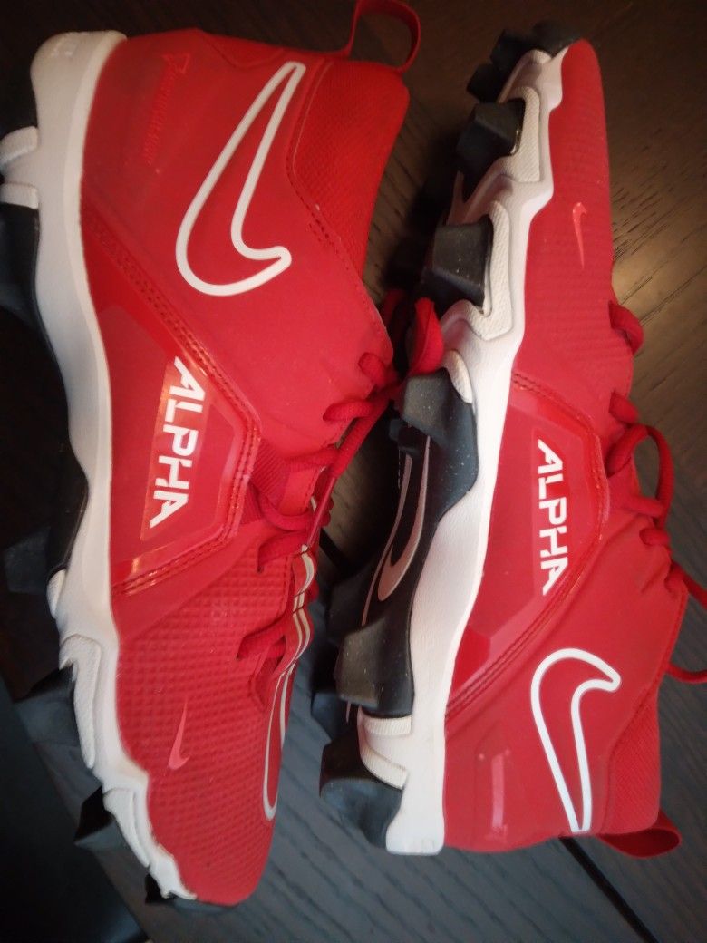 Nike Alpha Football Cleats Red, Size 10.5