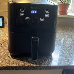 Instant Vortex 5.7 Quart Air Fryer 