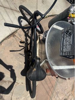 Matte Black Beach Cruiser – $150 | Anaheim