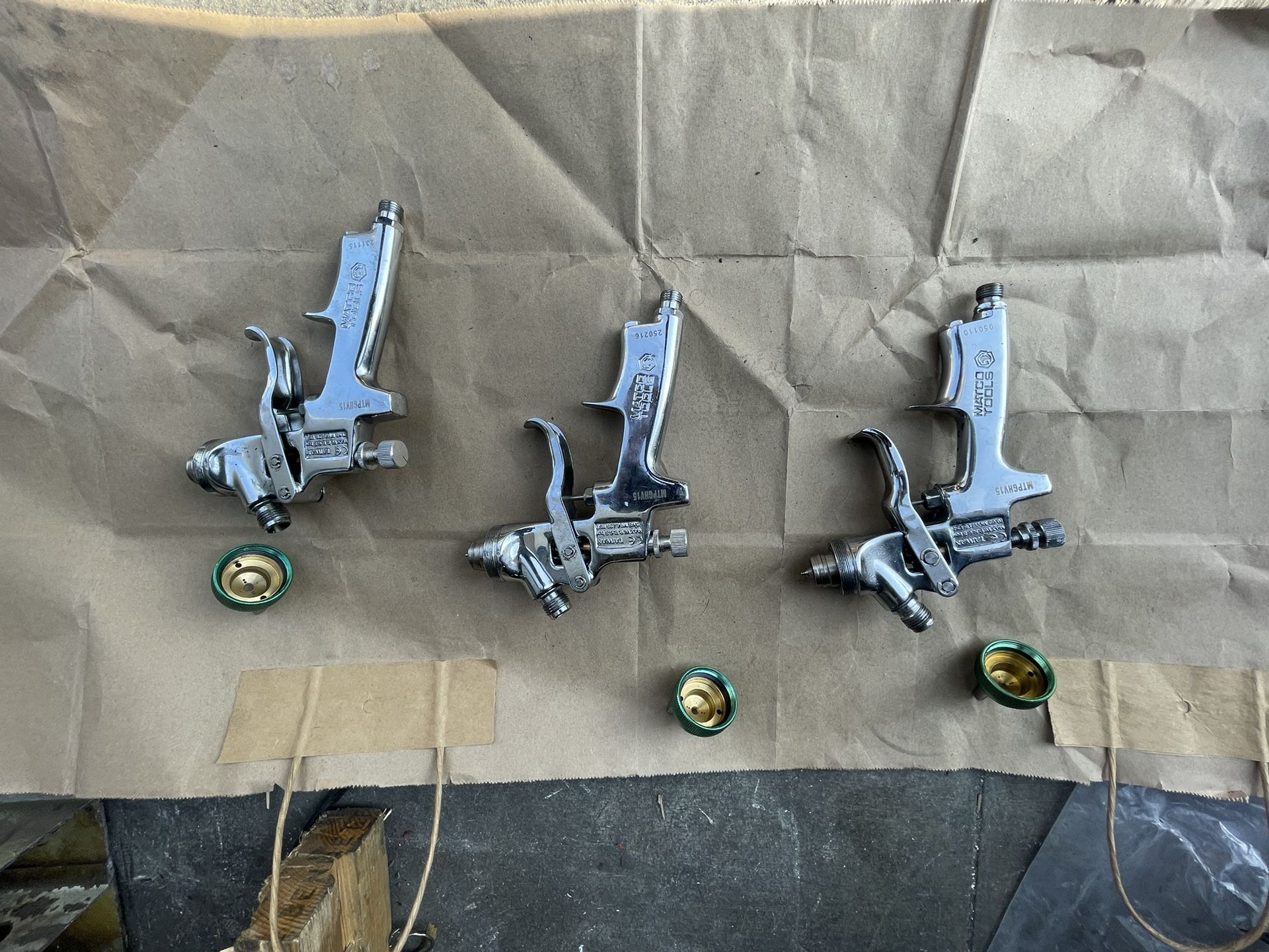 Sprays Guns  Available . Parts  & services Kits 