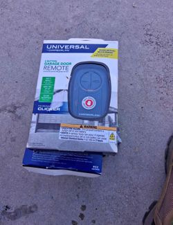 Chamberlain universal clicker 2-button garage door remote