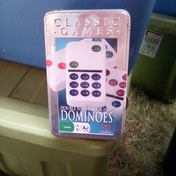 CLASSIC GAMES DOMINOS 