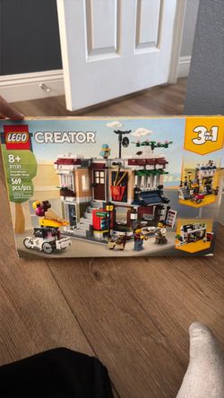LEGO Creator Downtown Noodle Shop 31131