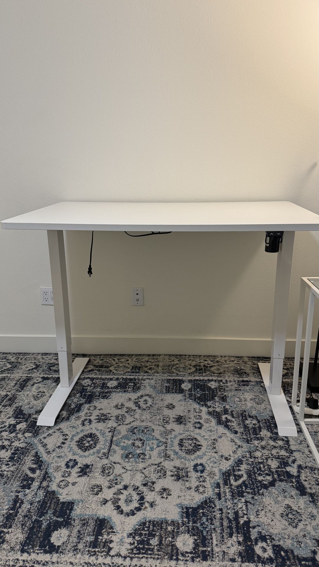 White Adjustable Stand Up Desk