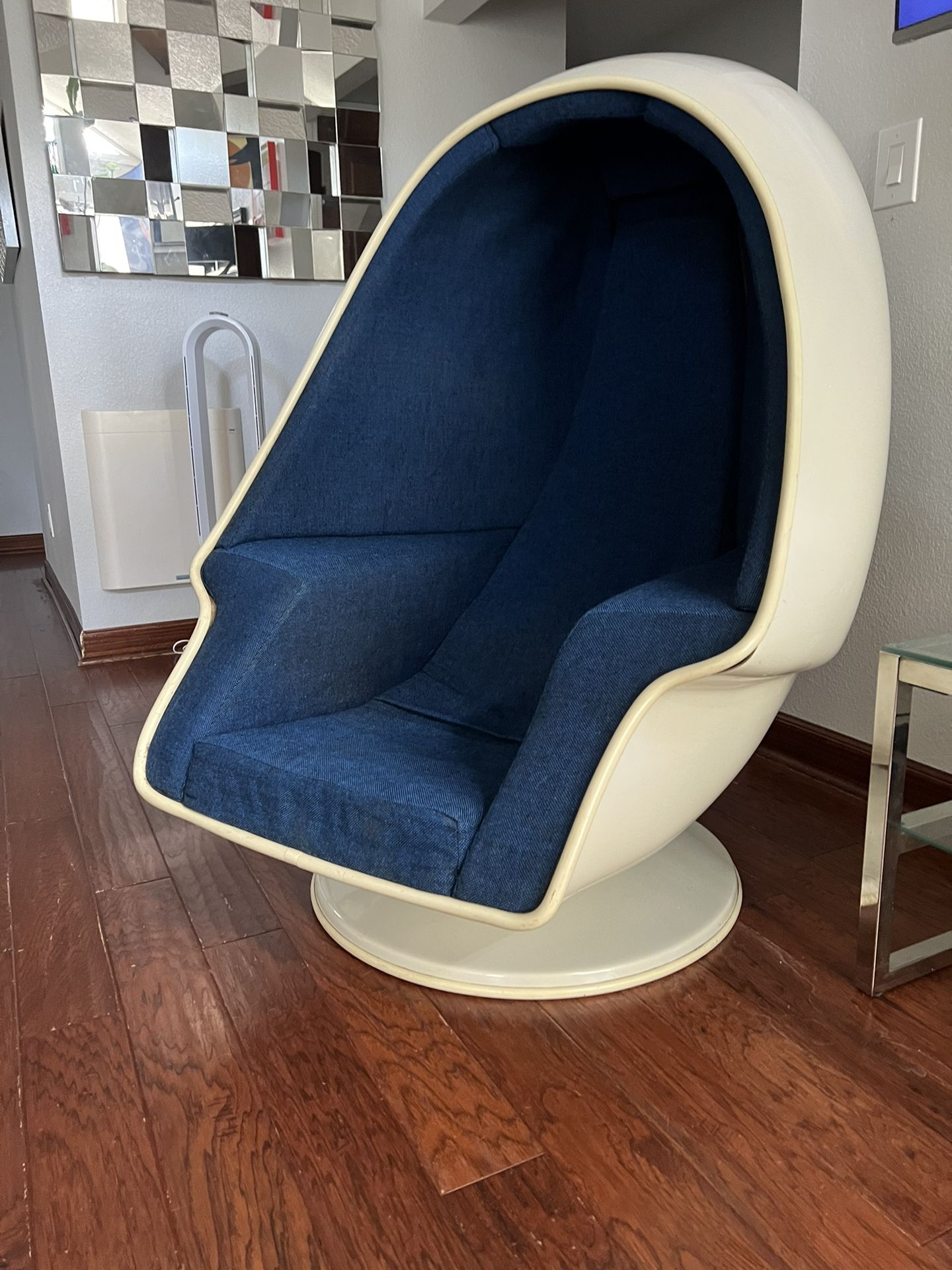 Lee West Egg Chair Mid Century Modern