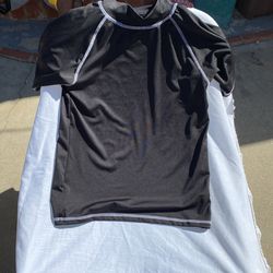 Boy's Open Rash Guard