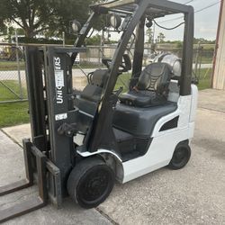 2017 Nissan Forklift 4000lbs