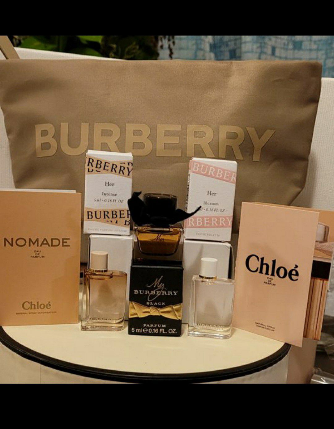 Burberry mini perfumes collection