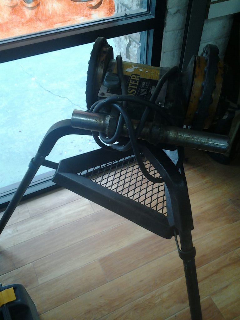 Oster 100 pipe 2024 threader for sale