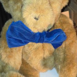 Vermont Teddy Bear – Made in USA – Classic Blue Bow
