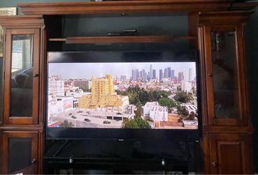 Entertainment shelf