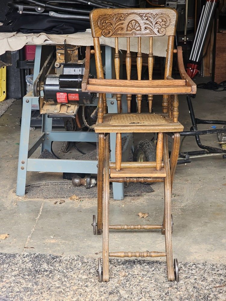 Antique/Old High Chair