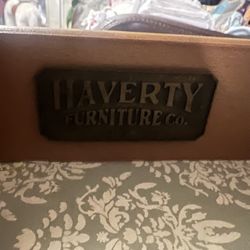 Chest Of Drawers / Night Stands