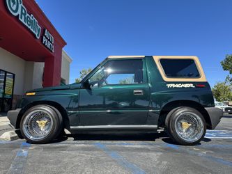 Beautiful Old Achool Minitruck Tracker New Paint , New Wheels , A/C Clean Title And Registered