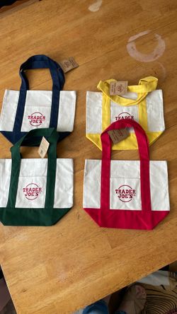 Trader Joe’s mini totes