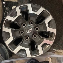 Set Of 4 Toyota Tacoma Weels