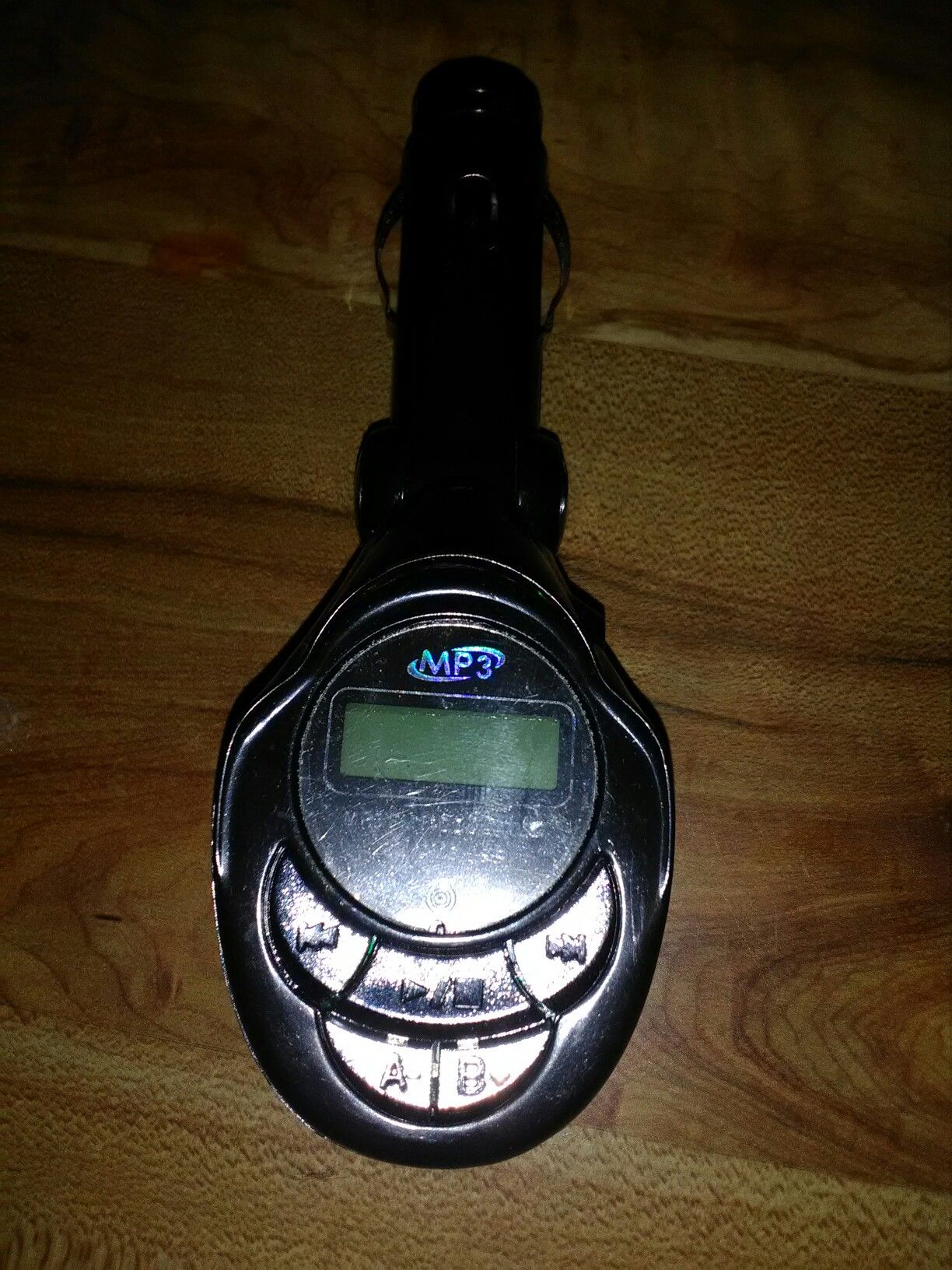 MP3 player for auto