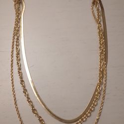 Three Strand Pearl Detail Chain Necklace 