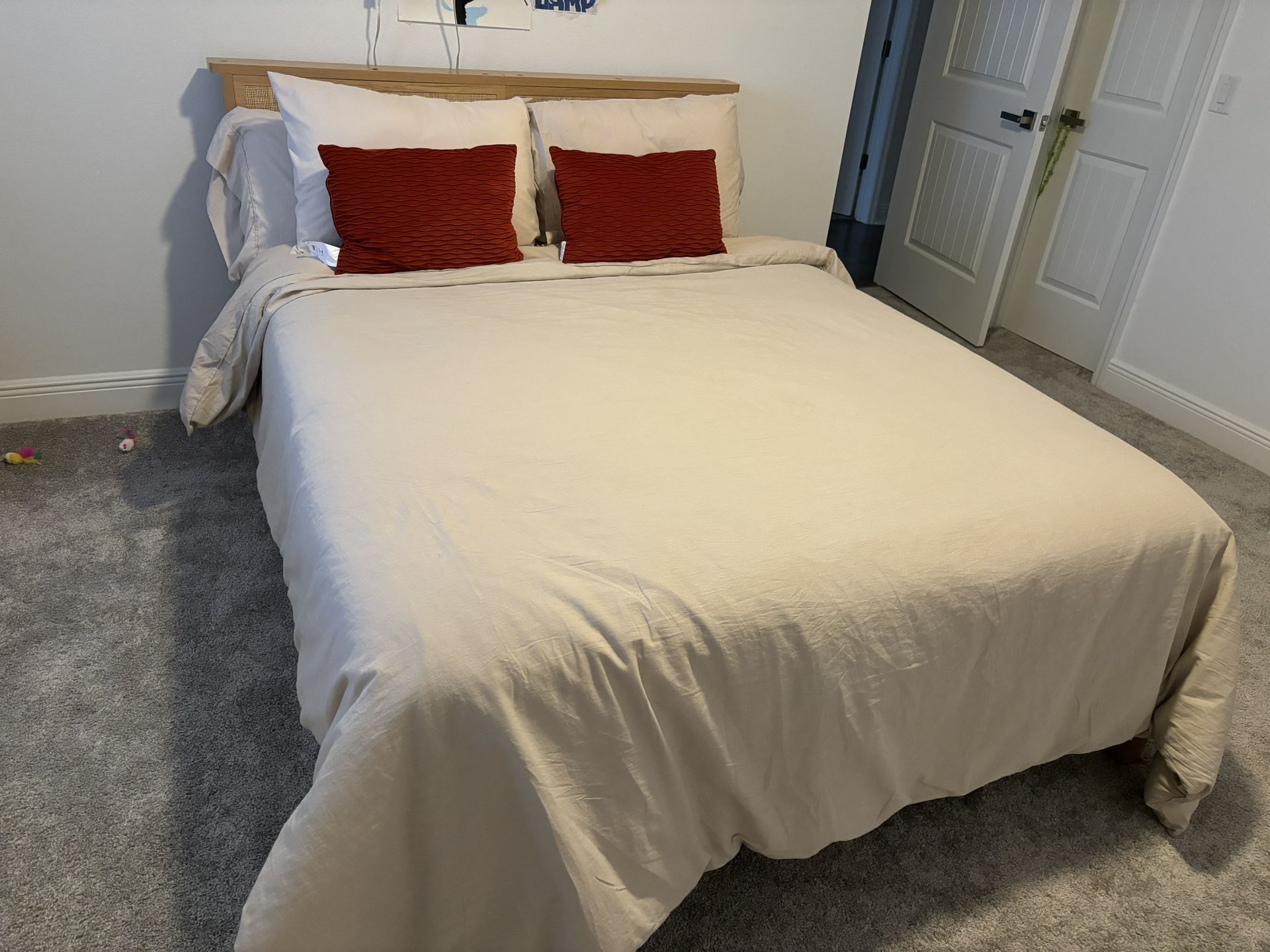 Full Bed Frame And Mattress