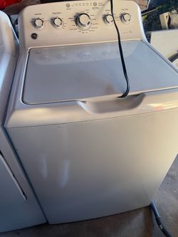 Washer dryer pair