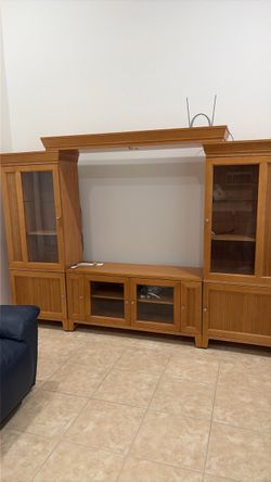 Tv console