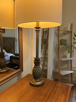 Pineapple Lamp