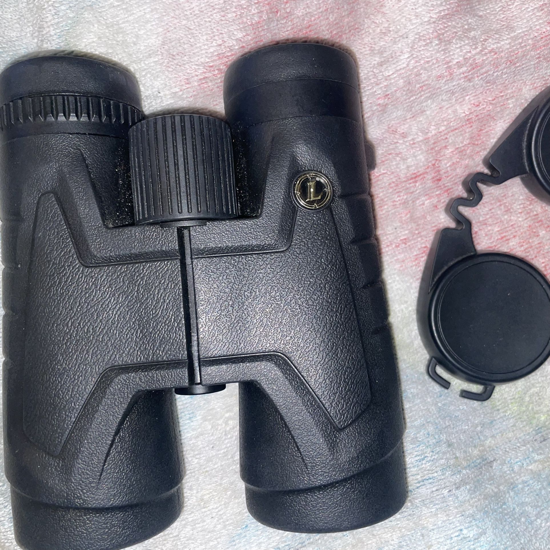 Leupold Acadia 8x42 Binoculars Excellent Condition Like New
