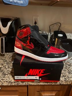 AIR Jordan 1 high OG  Black/University /Red/White size 13