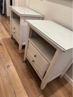 Vintage Style Nightstands (2)